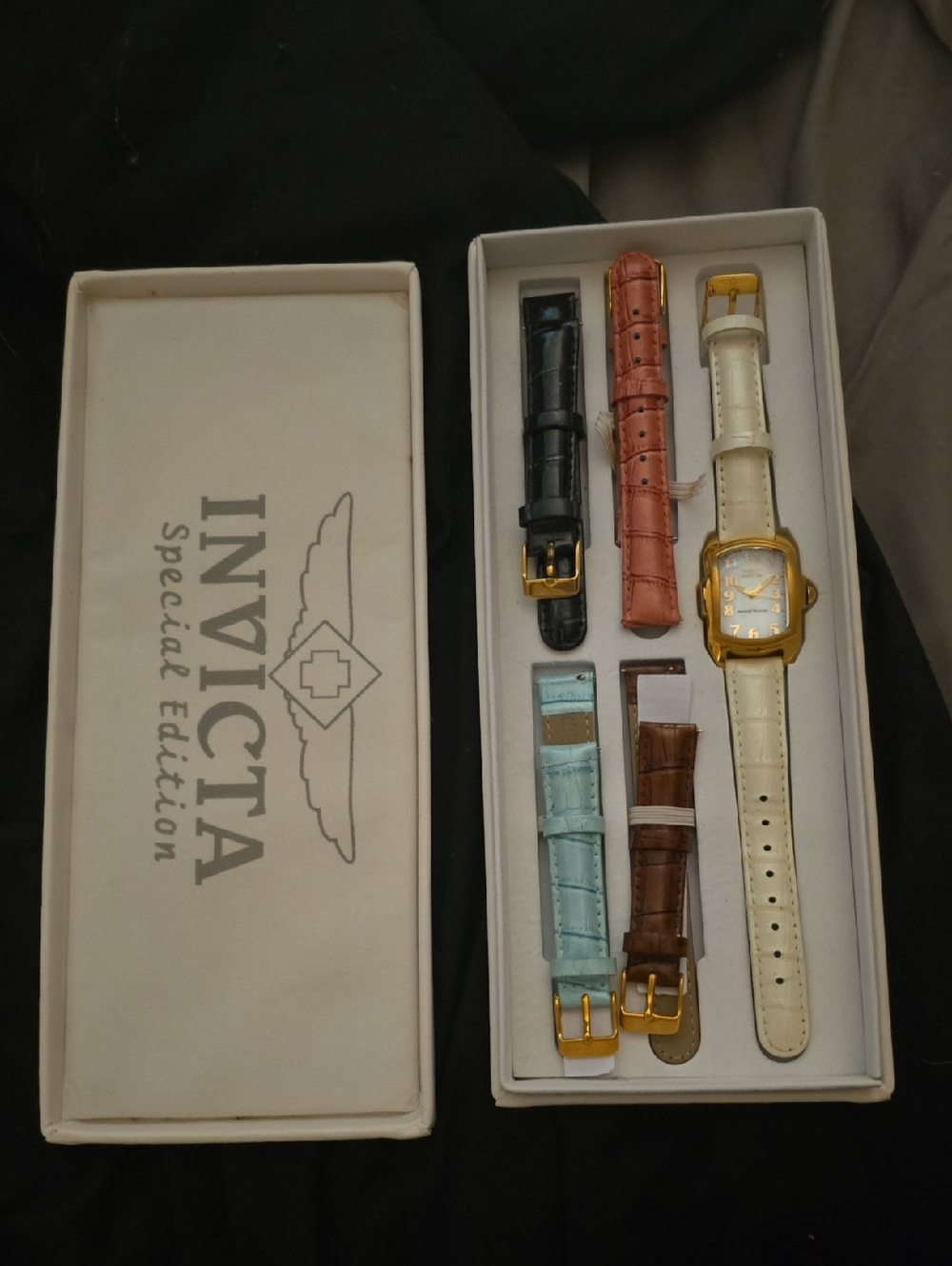 Invicta Special Edition Watch Set with Interchangeable Straps - Cream/Gold